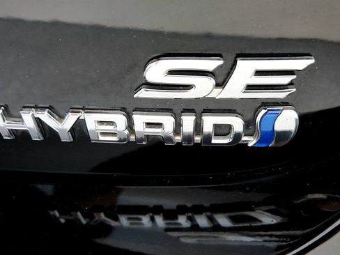 Certified 2024 Toyota Camry SE FWD image 13