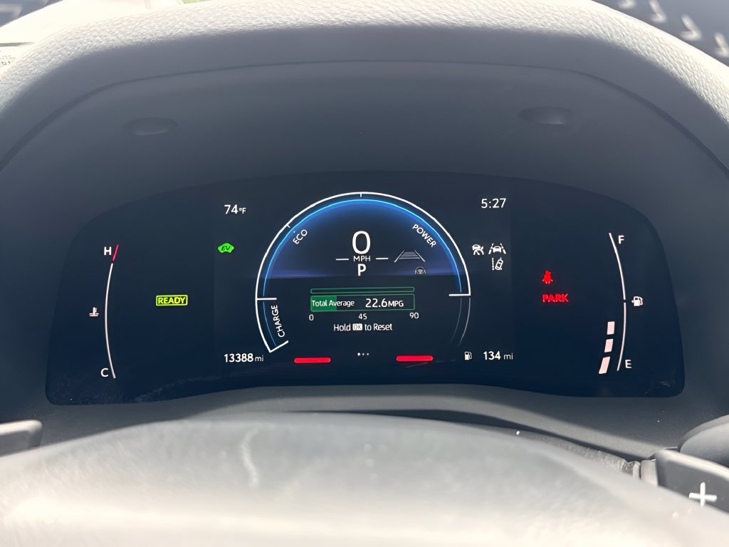 Used 2025 Toyota Camry SE FWD image 21
