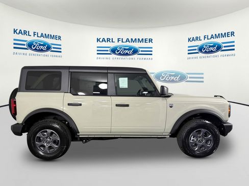 New 2025 Ford Bronco Big Bend image 2