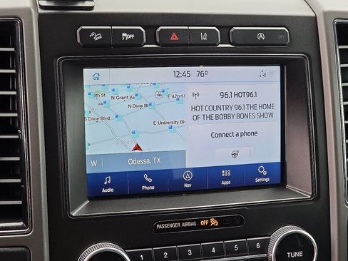 Used 2021 Ford Expedition XLT AWD/4WD image 19