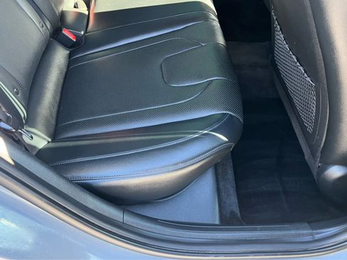 Used 2021 Hyundai Elantra Limited image 23