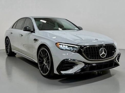 Used 2025 Mercedes-Benz E 53 AMG e 4MATIC Sedan image 8