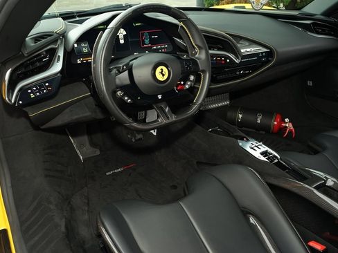 Used 2022 Ferrari SF90 Stradale image 14