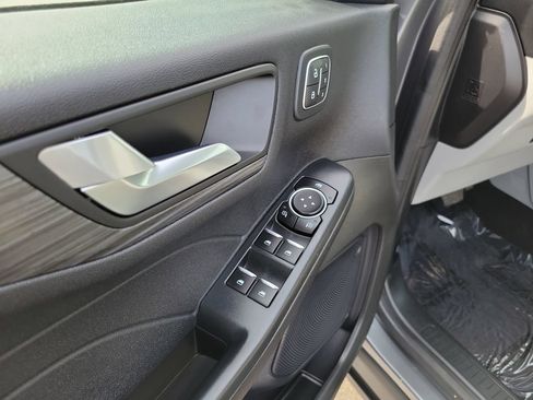 Certified 2023 Ford Escape Platinum AWD/4WD image 7