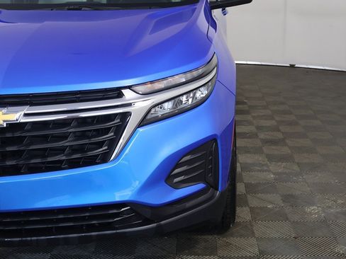 Used 2024 Chevrolet Equinox LS image 12