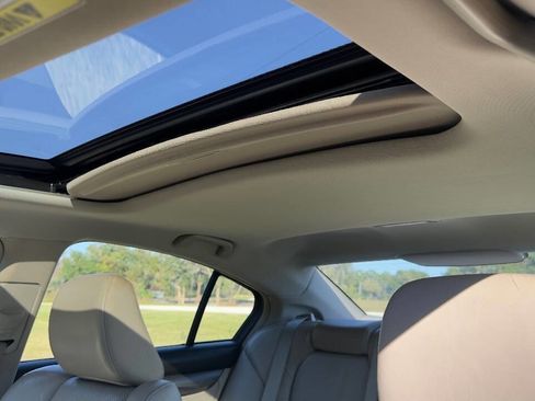 Used 2013 Acura TL w/ Technology Package image 18