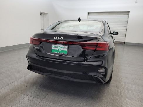 Used 2023 Kia Forte LXS FWD image 7