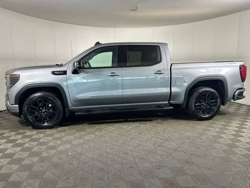 Used 2024 GMC Sierra 1500 Elevation w/ Elevation Premium Package AWD/4WD image 5