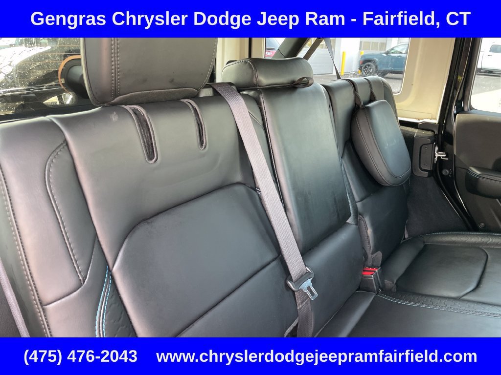 Used 2024 Jeep Wrangler High Altitude AWD/4WD image 28