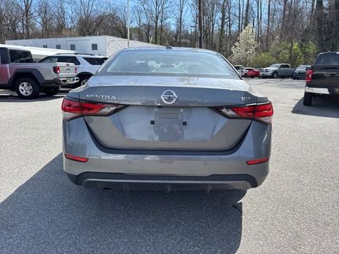 Used 2023 Nissan Sentra SV image 5