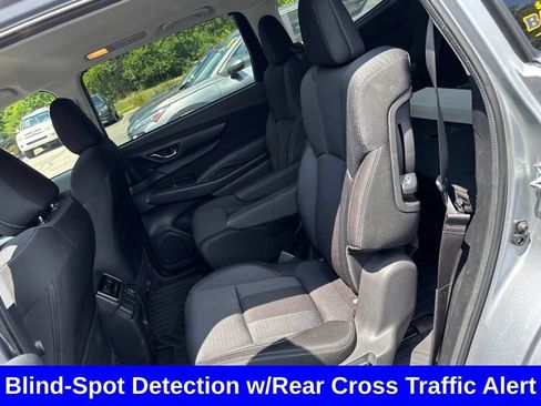 Used 2023 Subaru Ascent Premium w/ Convenience Package AWD/4WD image 7