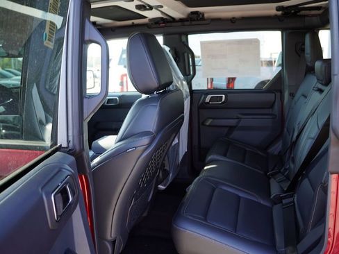 New 2025 Ford Bronco Badlands AWD/4WD image 11