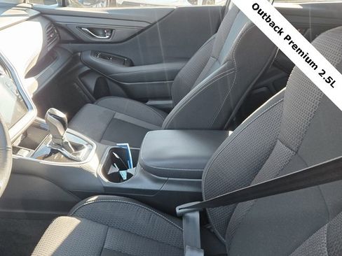 Used 2023 Subaru Outback Premium image 15
