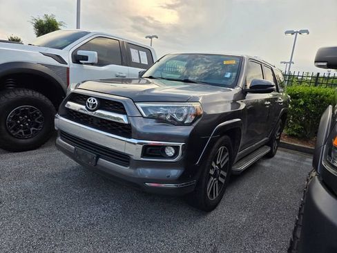 Used 2019 Toyota 4Runner Limited RWD image 3
