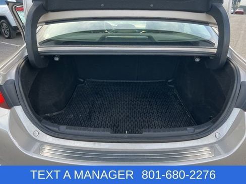 Used 2023 MAZDA MAZDA3 s FWD image 35