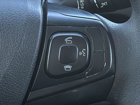 Used 2015 Toyota Camry LE image 20