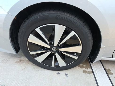 Used 2022 Nissan Altima 2.5 SV image 10