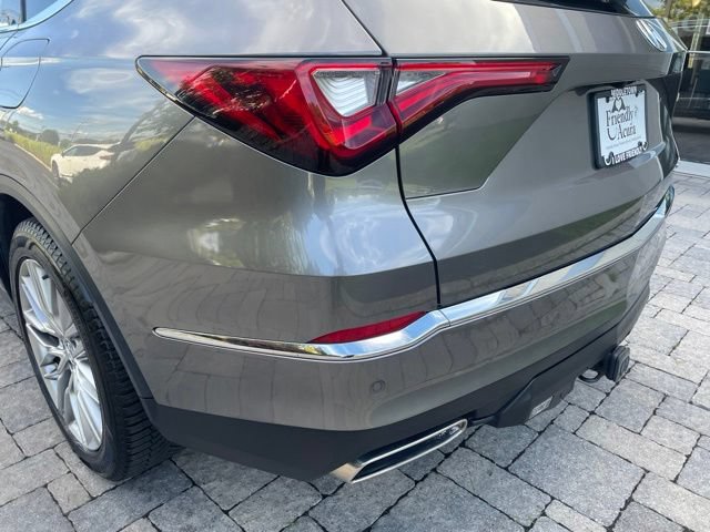 Used 2023 Acura MDX w/ Advance Package AWD/4WD image 11