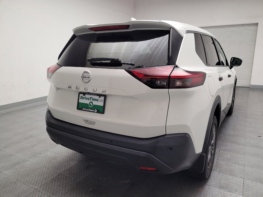 Used 2021 Nissan Rogue S FWD image 7