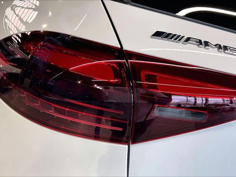 New 2026 Mercedes-Benz GLE 53 AMG 4MATIC image 6