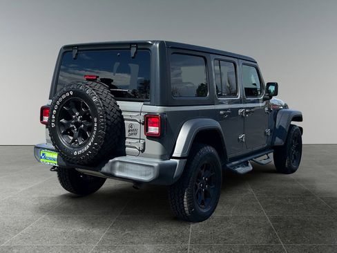 Used 2022 Jeep Wrangler Unlimited Sport AWD/4WD image 7