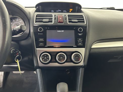 Used 2016 Subaru Crosstrek 2.0i Premium image 18