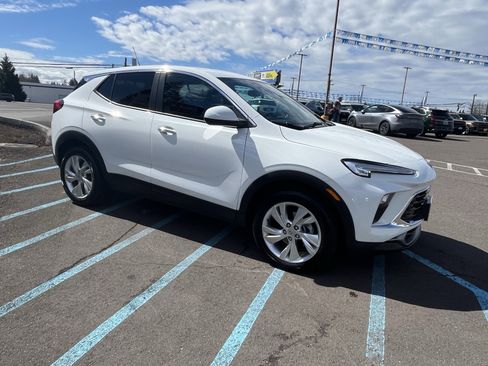 Used 2024 Buick Encore GX Preferred FWD image 7