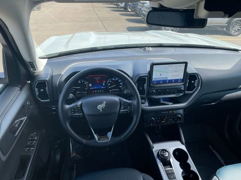 Used 2024 Ford Bronco Sport Outer Banks w/ Tech Package image 16