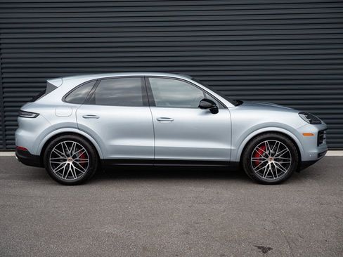 Used 2026 Porsche Cayenne S image 29