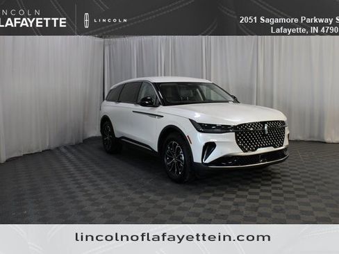 New 2026 Lincoln Nautilus Premier image 23