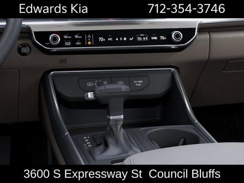 New 2026 Kia Carnival LX FWD image 25