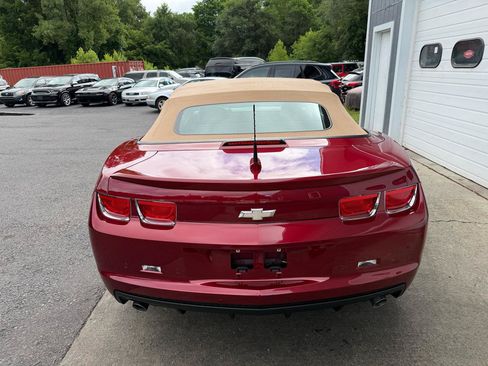 Used 2011 Chevrolet Camaro LT RWD image 6