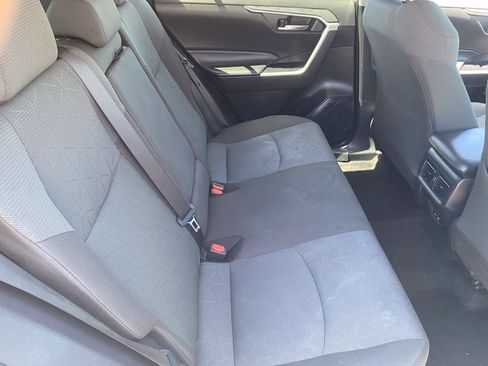Used 2024 Toyota RAV4 XLE FWD image 11