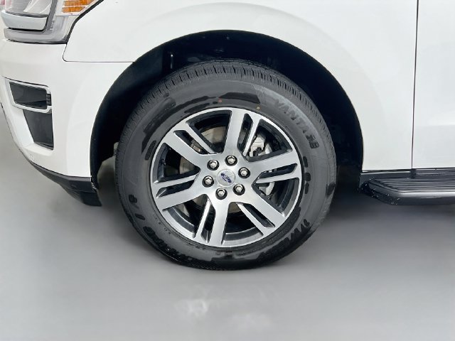 Used 2024 Ford Expedition Max Limited AWD/4WD image 8