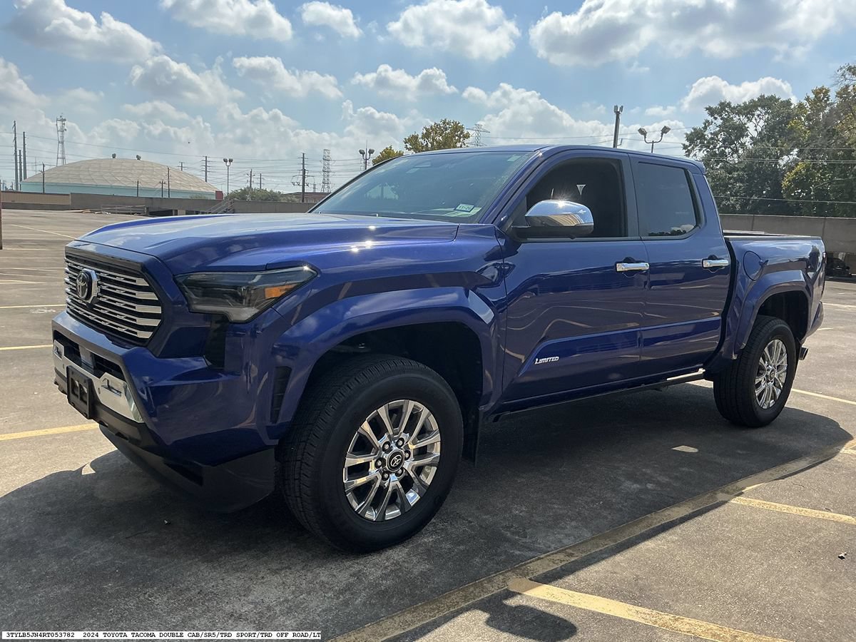 Used 2024 Toyota Tacoma Limited w/ Limited Package (LT) AWD/4WD image 3