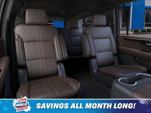 New 2026 Chevrolet Suburban High Country AWD/4WD image 17