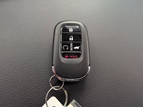 Used 2023 Honda Pilot Elite image 28