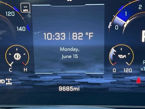 Used 2025 Chevrolet Tahoe High Country AWD/4WD image 28