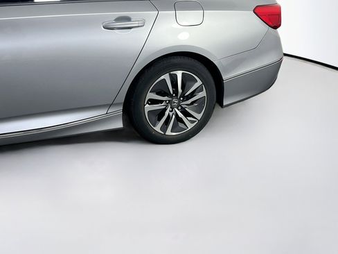 Used 2021 Honda Accord EX image 30