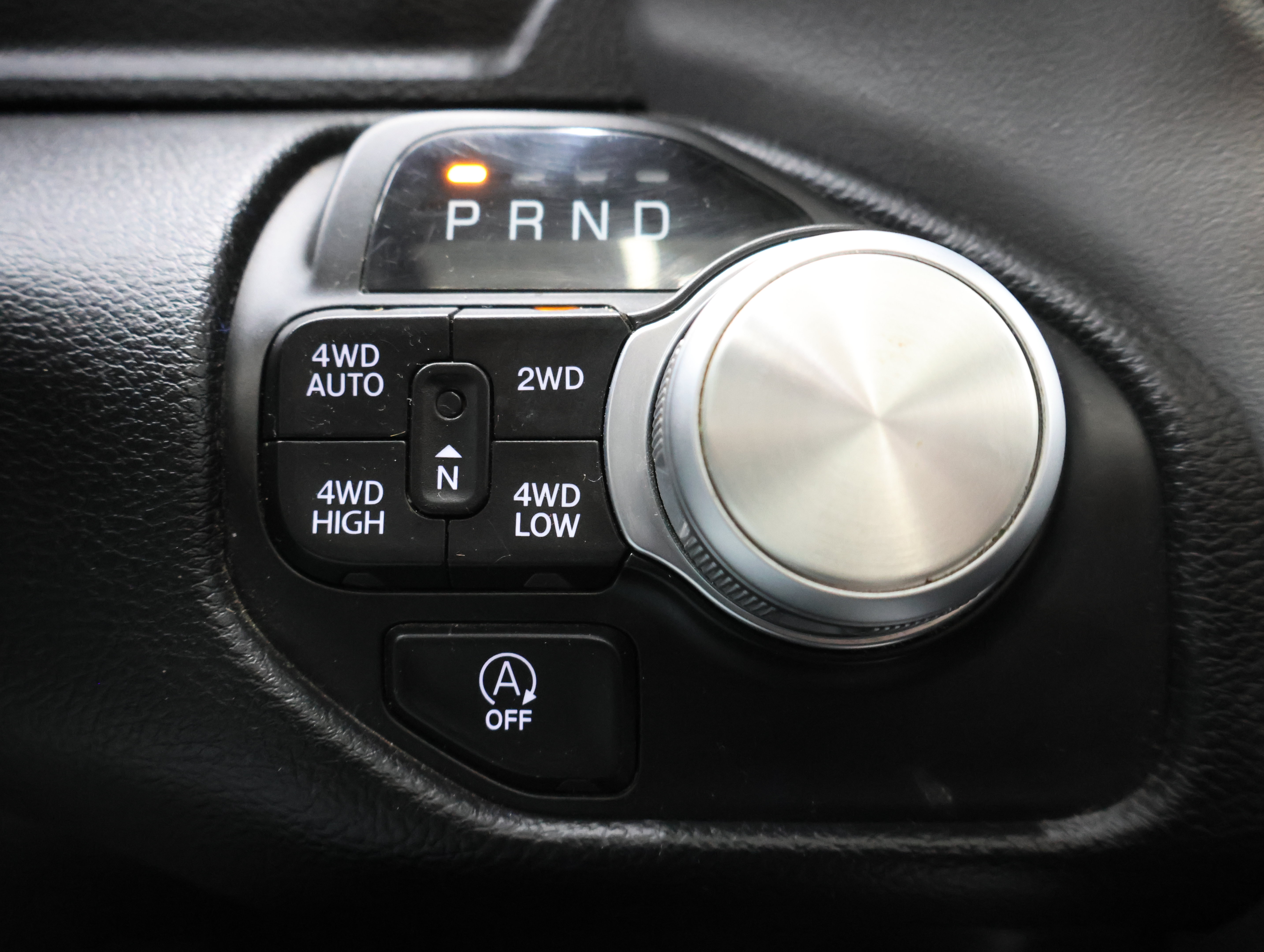 Used 2020 RAM 1500 Laramie AWD/4WD image 46