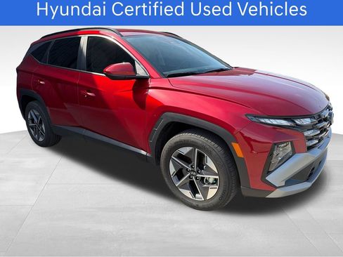 Certified 2025 Hyundai Tucson SEL AWD/4WD image 8