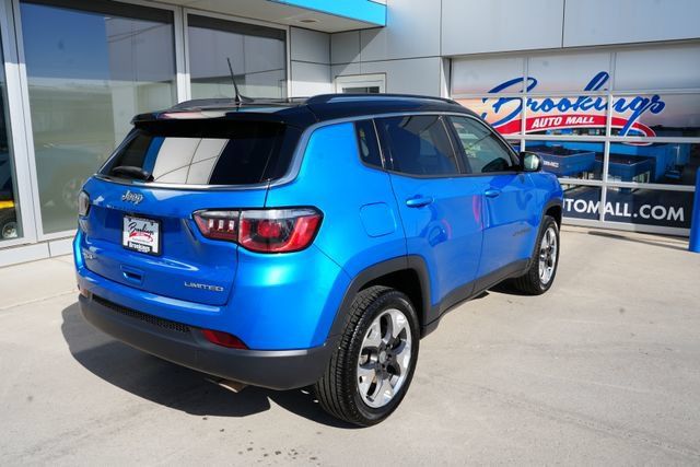 Used 2019 Jeep Compass Limited AWD/4WD image 32