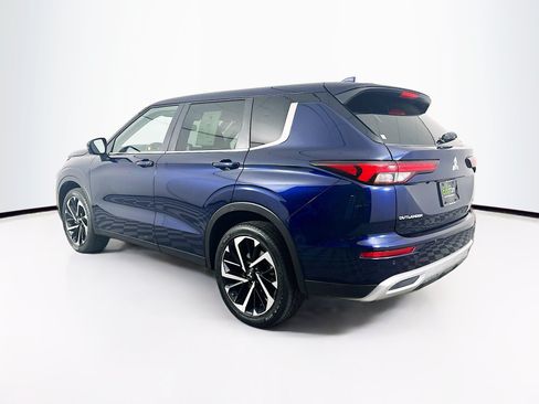 Used 2024 Mitsubishi Outlander SE AWD/4WD image 5