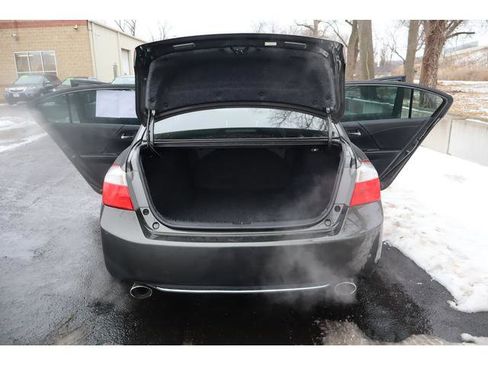 Used 2013 Honda Accord Sport image 14