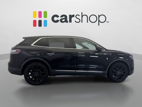 Used 2020 Lincoln Nautilus Reserve AWD/4WD image 6
