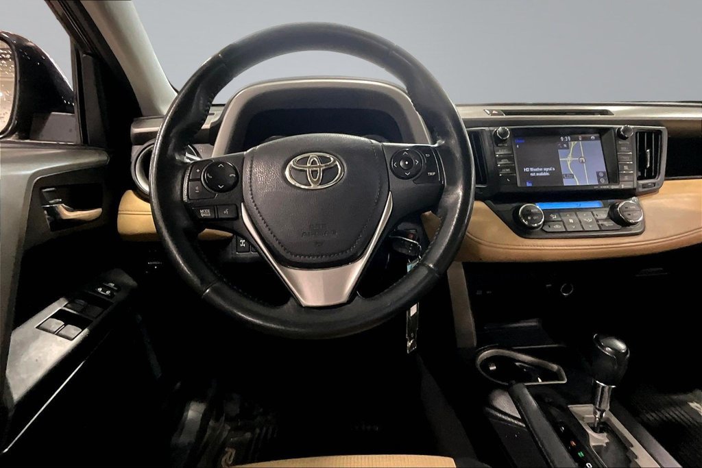 Used 2016 Toyota RAV4 XLE AWD/4WD image 8