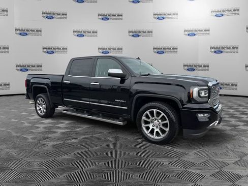 Used 2017 GMC Sierra 1500 Denali AWD/4WD image 7