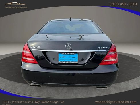 Used 2011 Mercedes-Benz S 550 4MATIC image 5