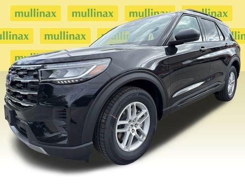 New 2026 Ford Explorer Active image 17