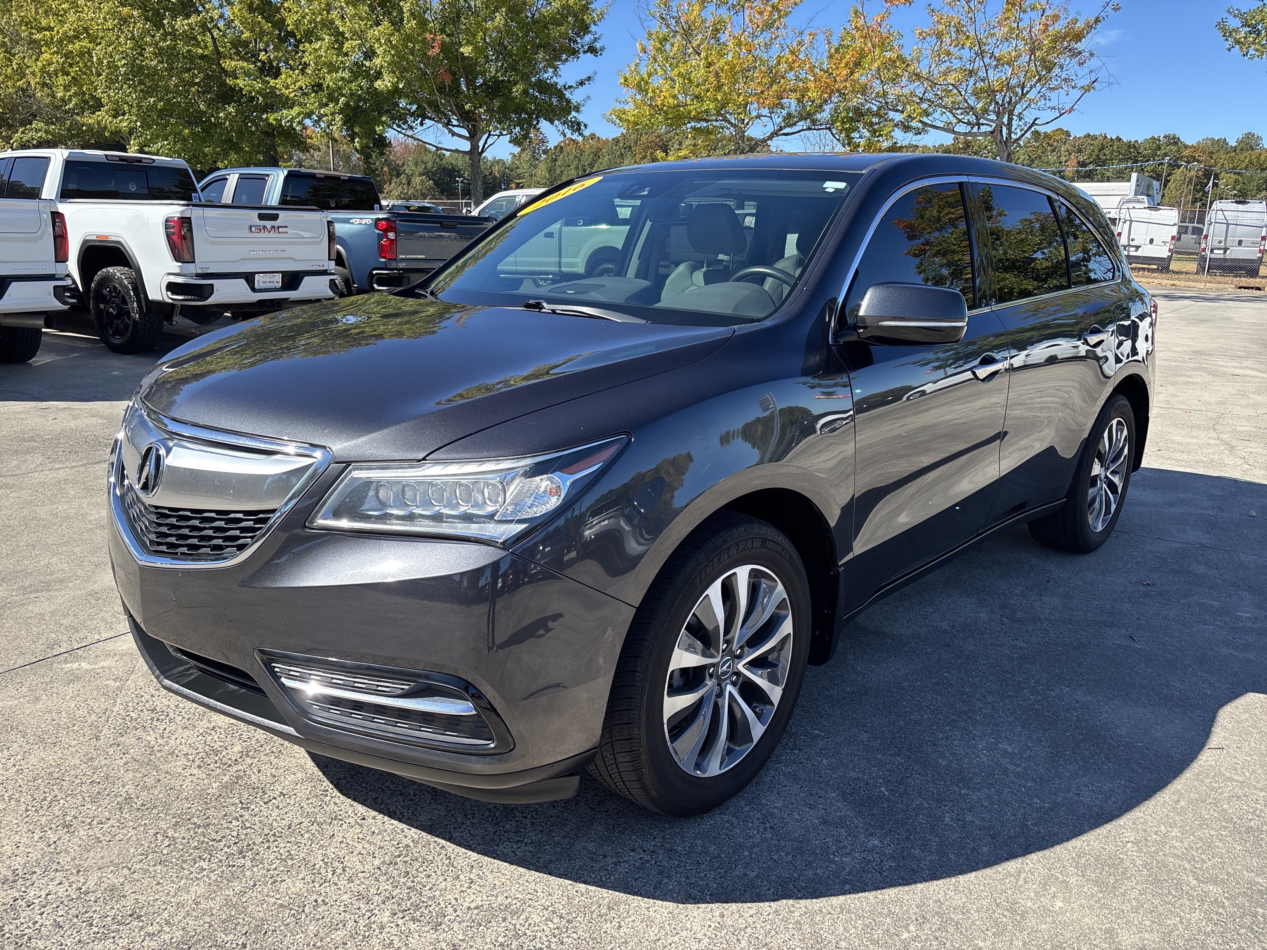 Used 2016 Acura MDX w/ Technology Package AWD/4WD image 3